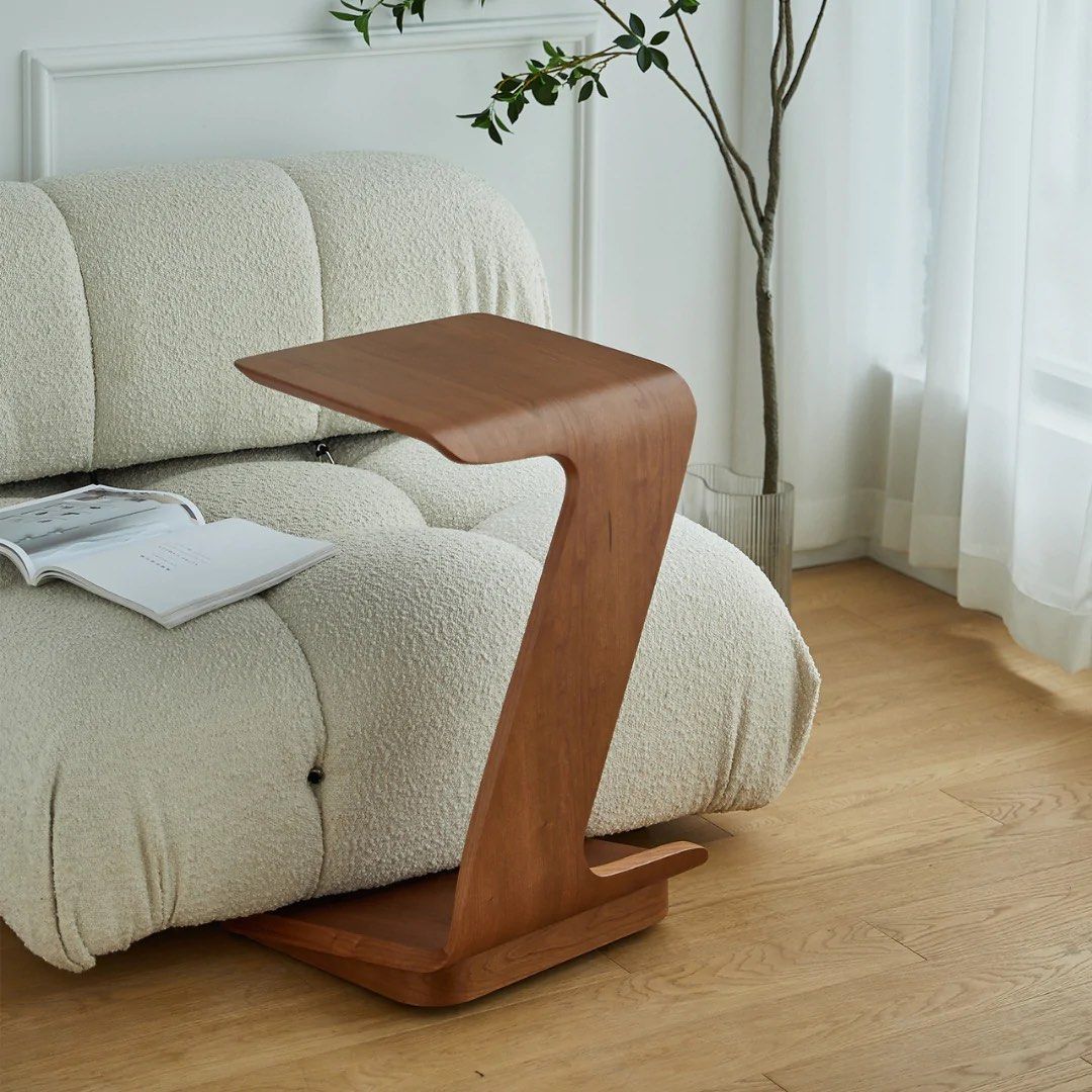 CYRUS Wheel End Table