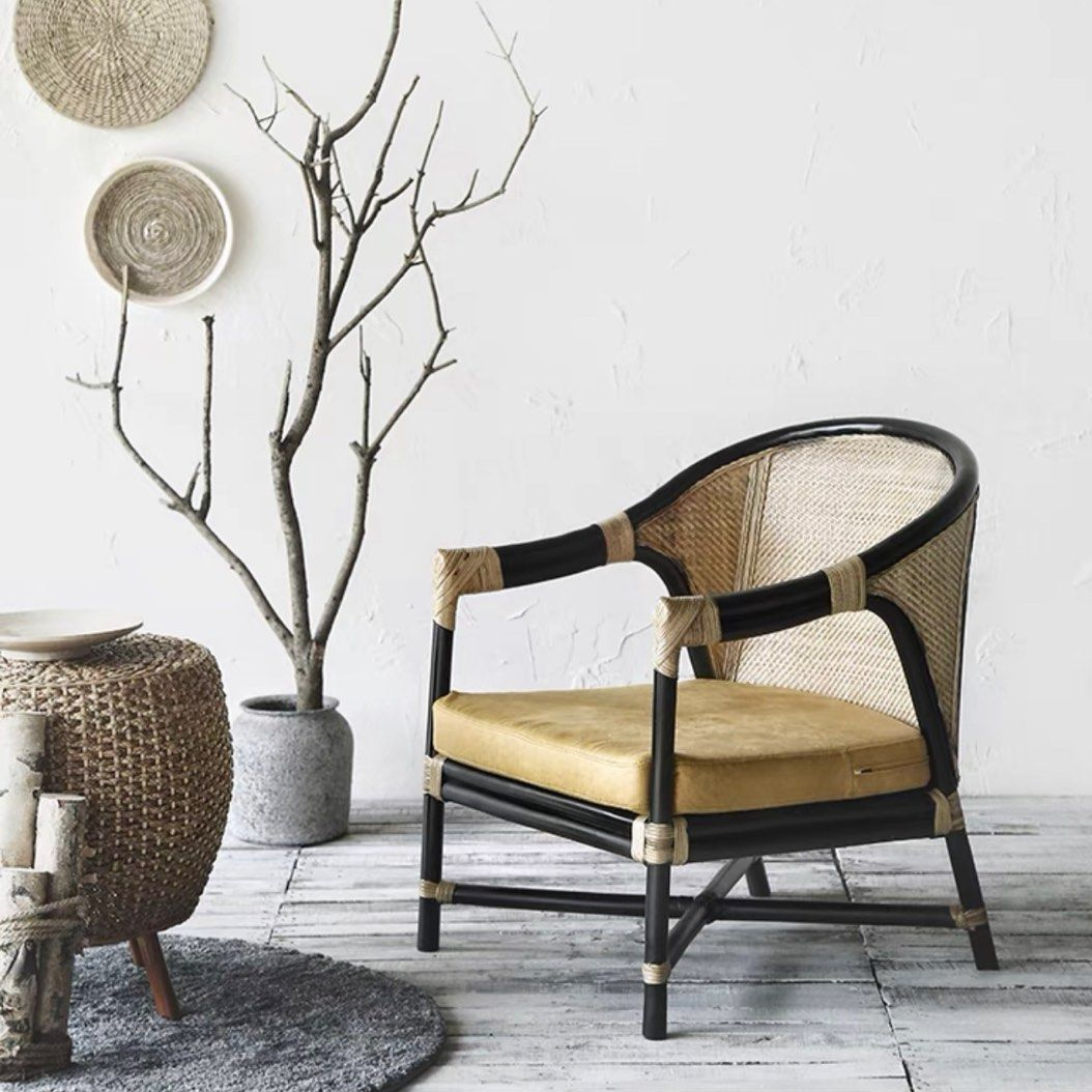 MELANIE Vintage Rattan Lounge Chair