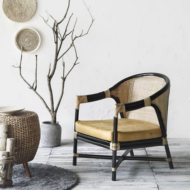 MELANIE Vintage Rattan Lounge Chair