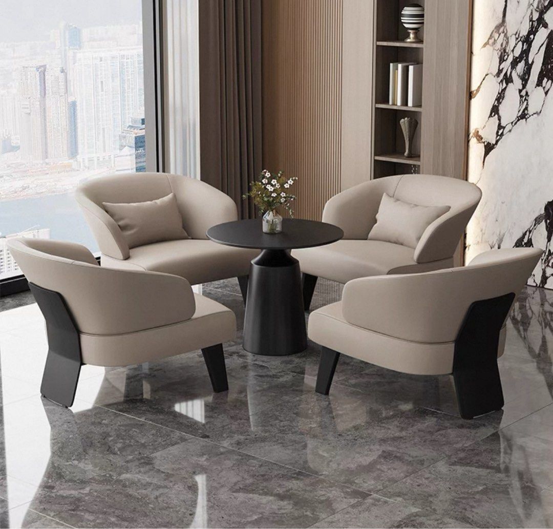 LYRO Modern Leather Lounge Chair