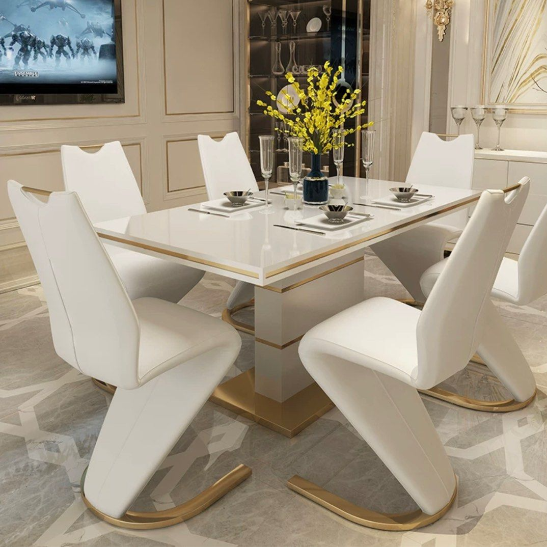 FISCHER Royal Dining Table