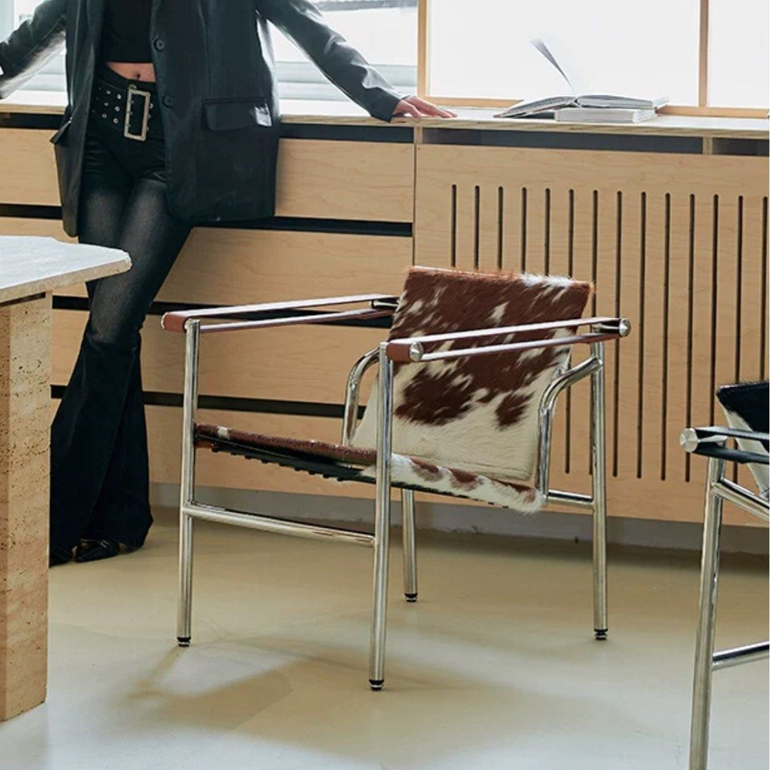 WENDY Modern Cowhide Leather Lounge Chair
