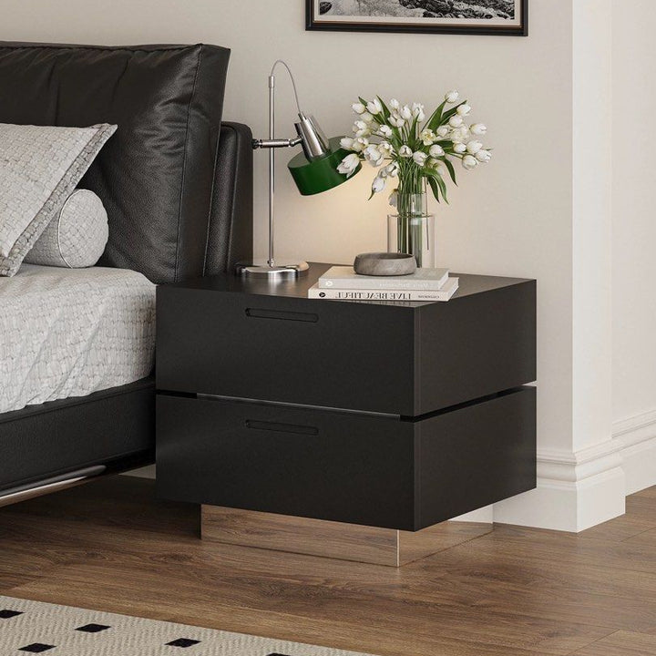 GRAFE Modern Bedside Table