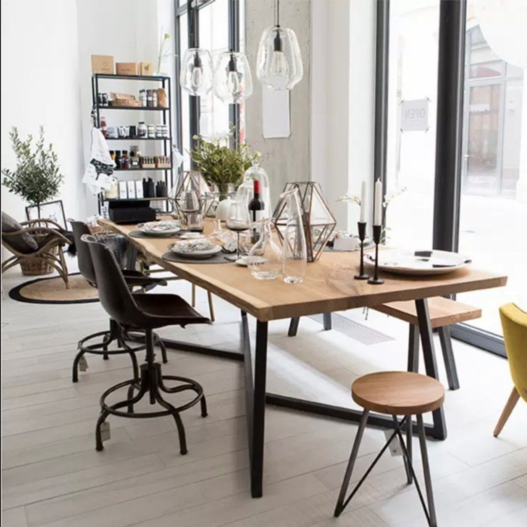 GARDNER Modern Dining Table