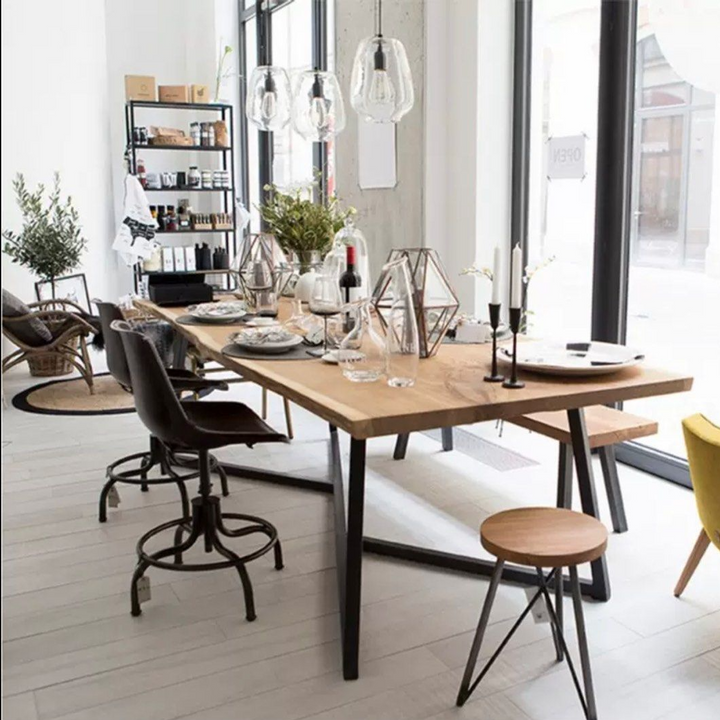 GARDNER Modern Dining Table
