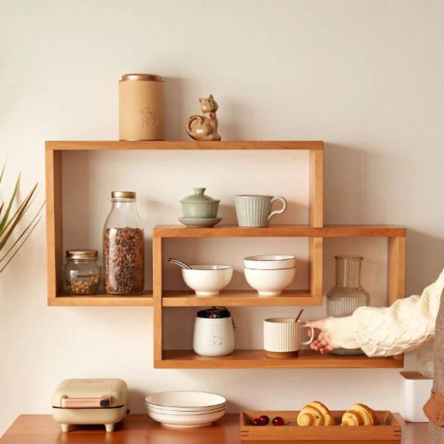 POUNGE Overlap Solid Wood Wall Shelf