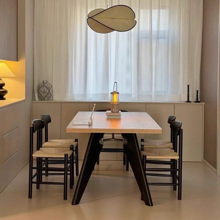 JUNIA Modern Solid Wood Dining Table