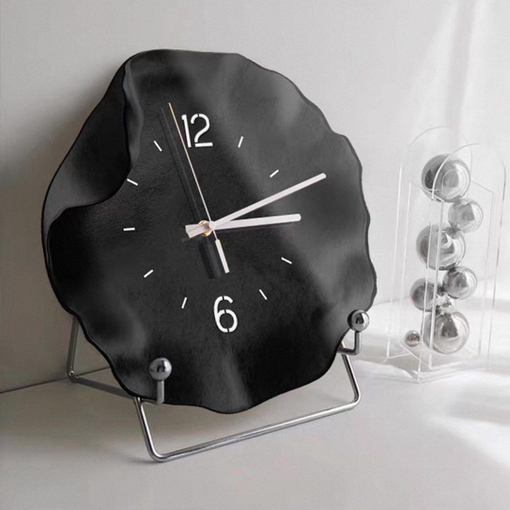 KEIN Modern Artistic Wall  Bedside Clock