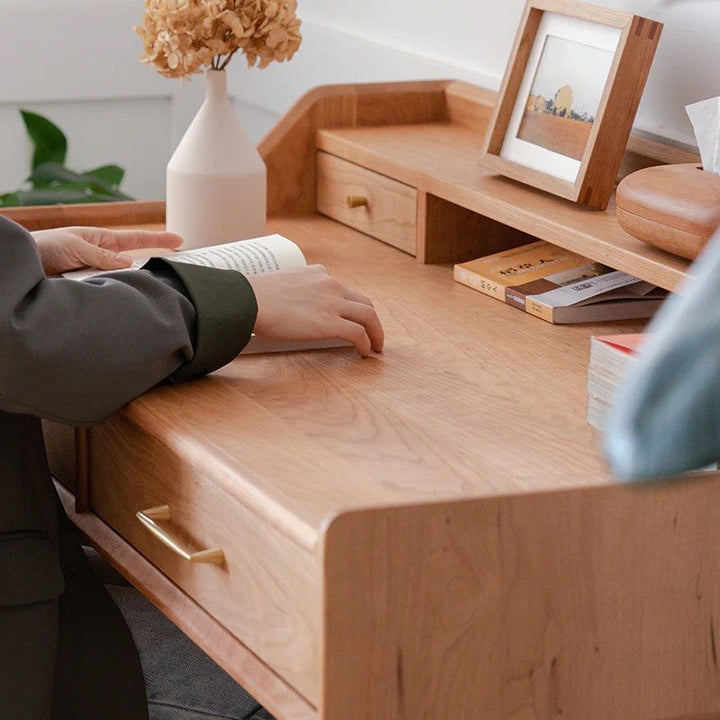 LEONID Desk with Hutch