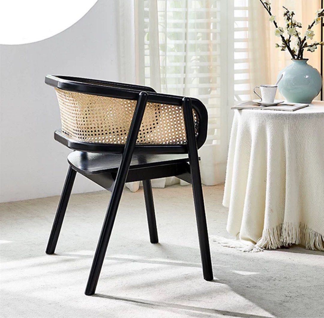 VOYAGE Vintage Rattan Dining Chair