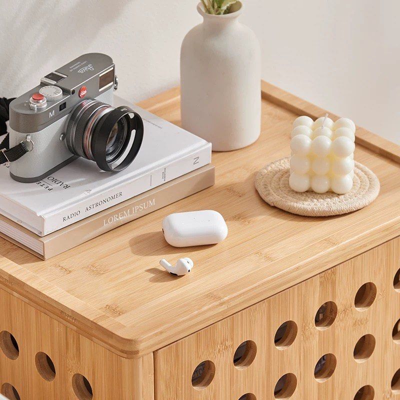 ALEATHEA Scandinavian Solid Wood Bedside Table