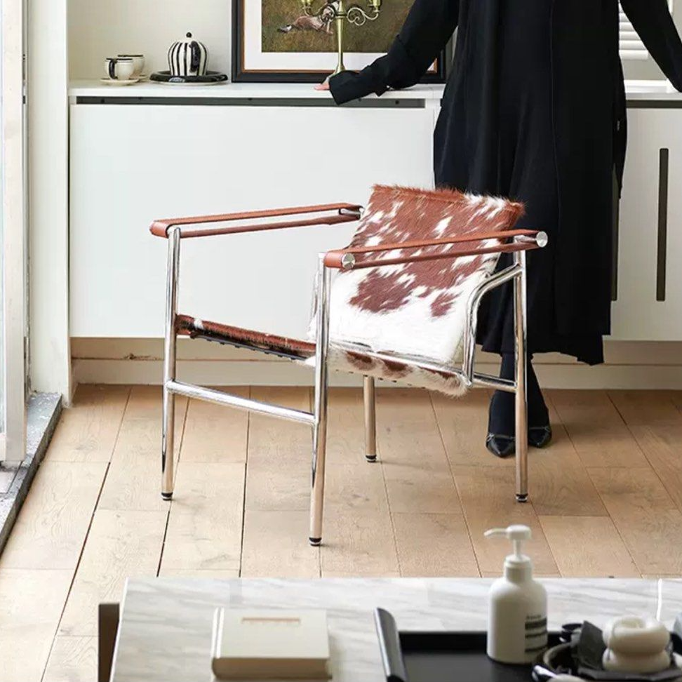 WENDY Modern Cowhide Leather Lounge Chair