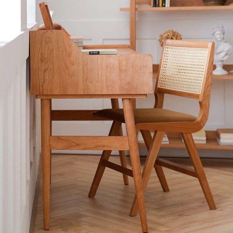 LEONID Desk with Hutch