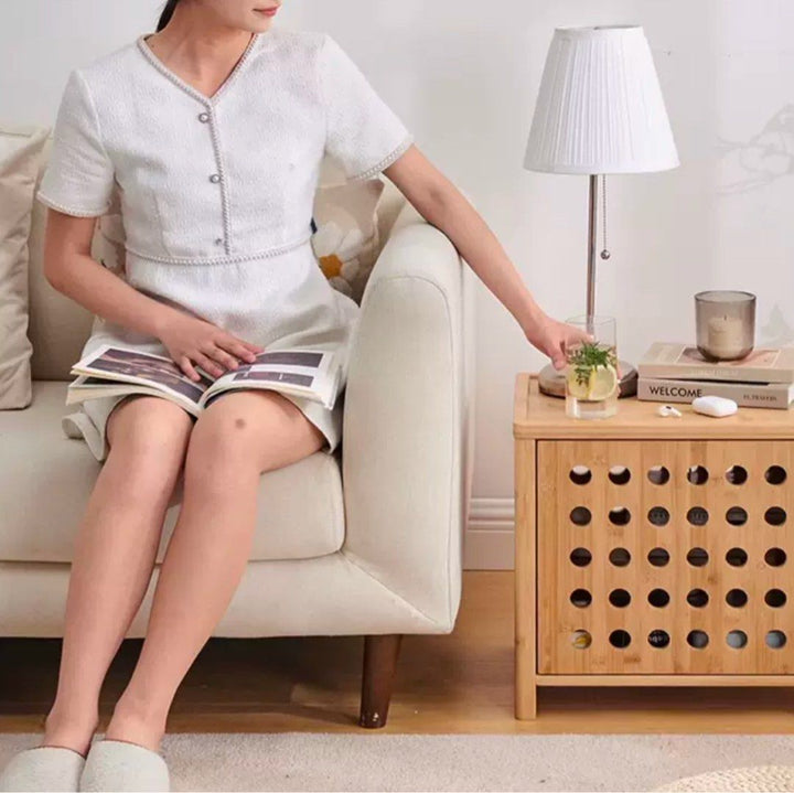 ALEATHEA Scandinavian Solid Wood Bedside Table