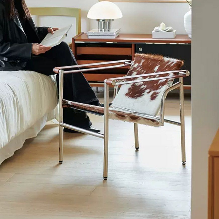 WENDY Modern Cowhide Leather Lounge Chair