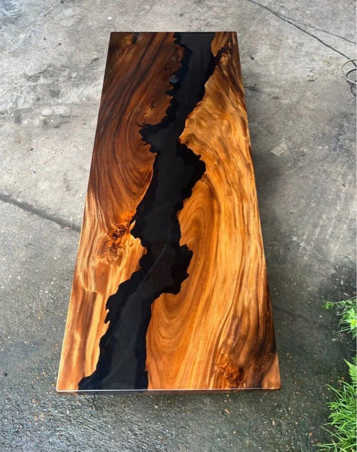 Modern Epoxy Dining Table Customisation