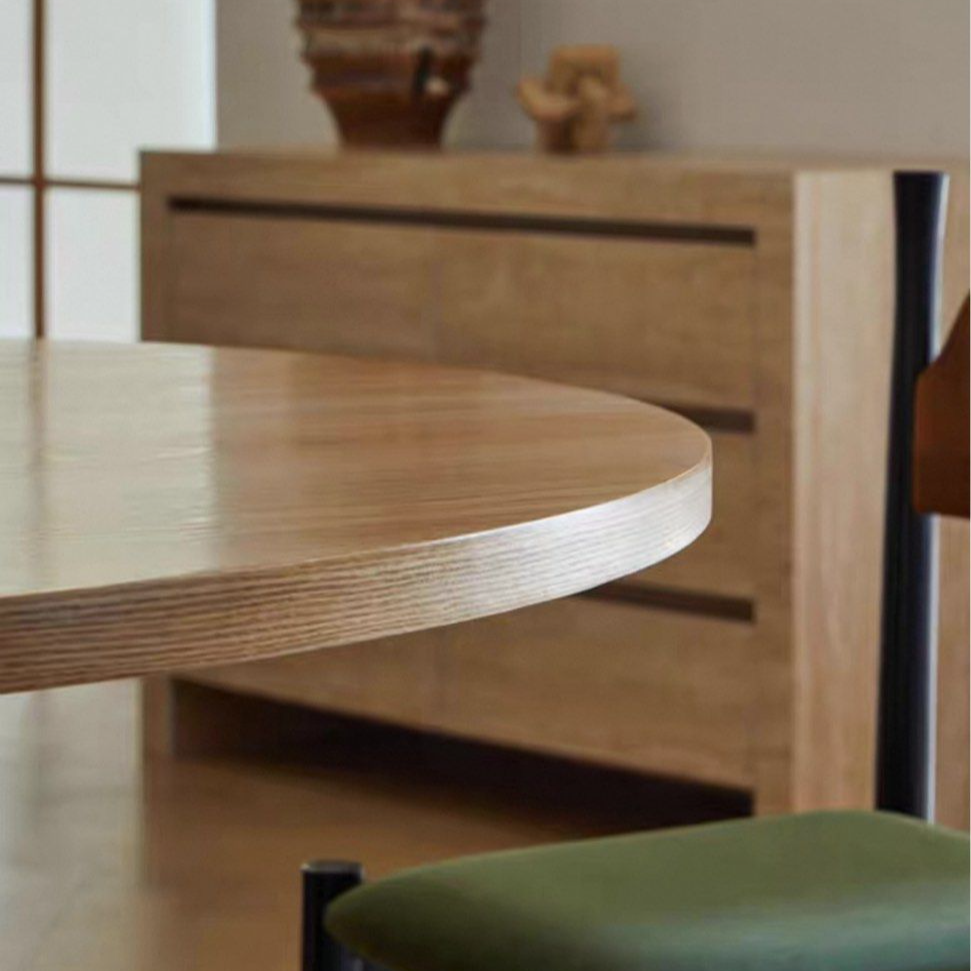 VIENNA Modern Solid Wood Round Dining Table