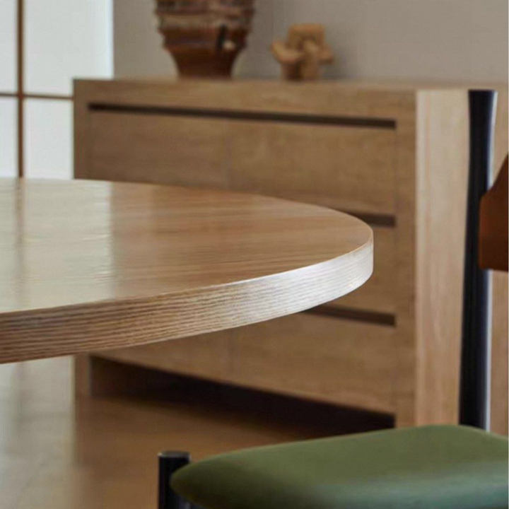 VIENNA Modern Solid Wood Round Dining Table