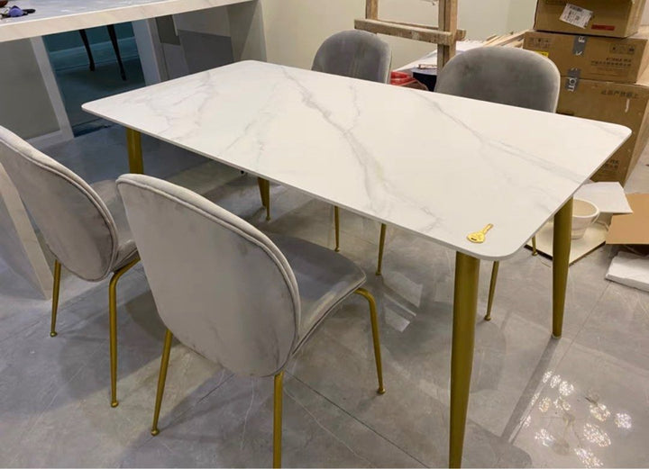 MOORE Modern Dining Table & Chairs