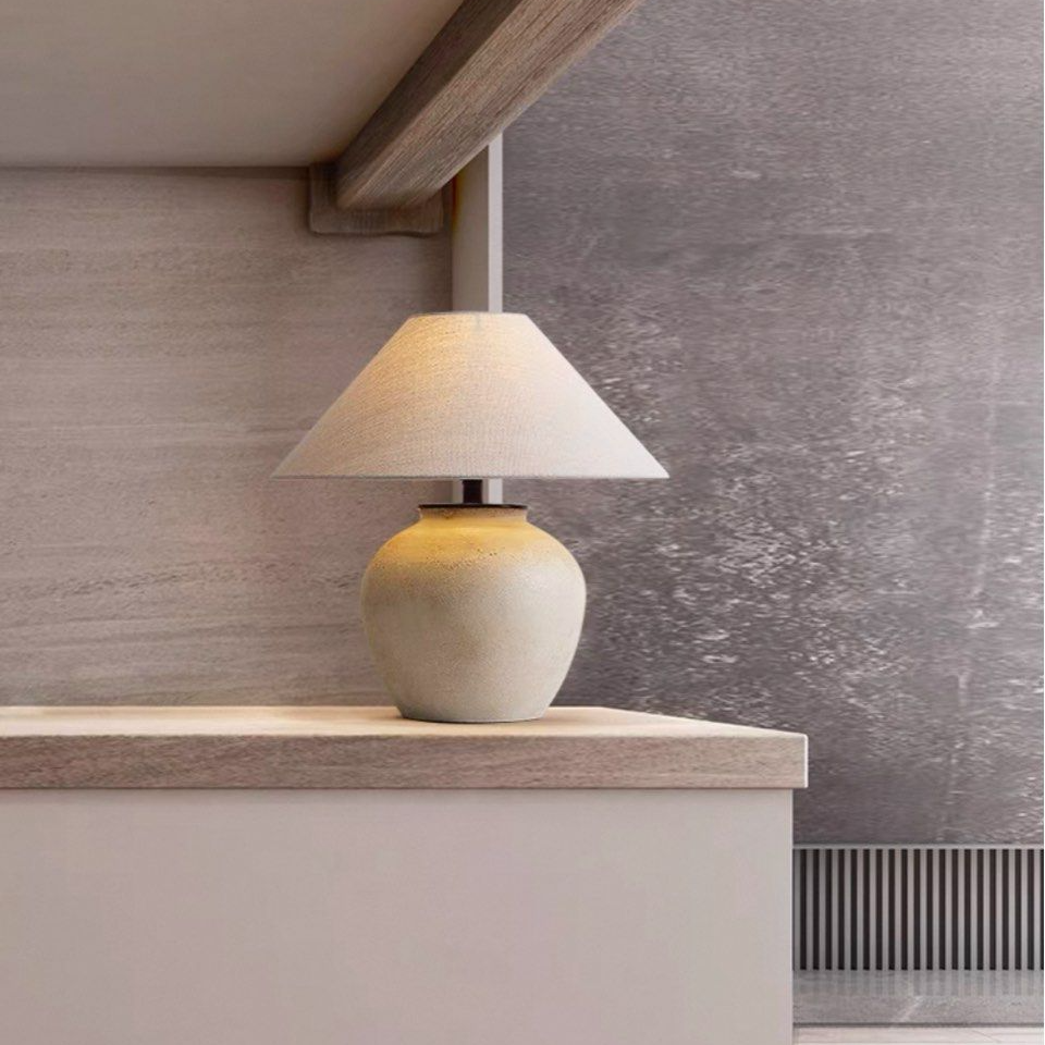 JAUGE Modern Table Lamp
