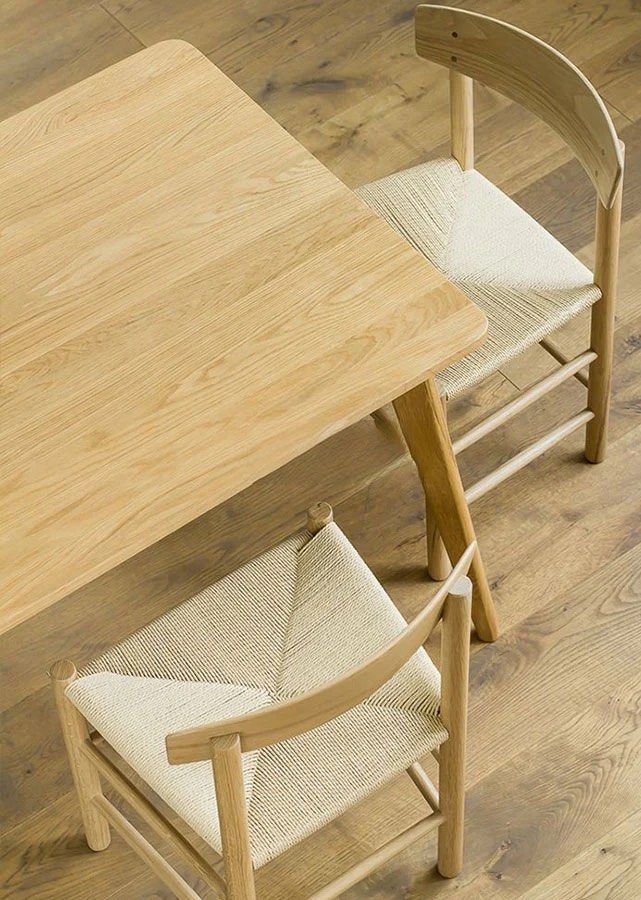 WILLIAMS Modern Solid Wood Dining Table