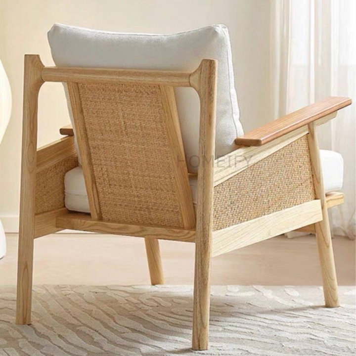 VIOLA Solid Wood Modern Lounge Chair