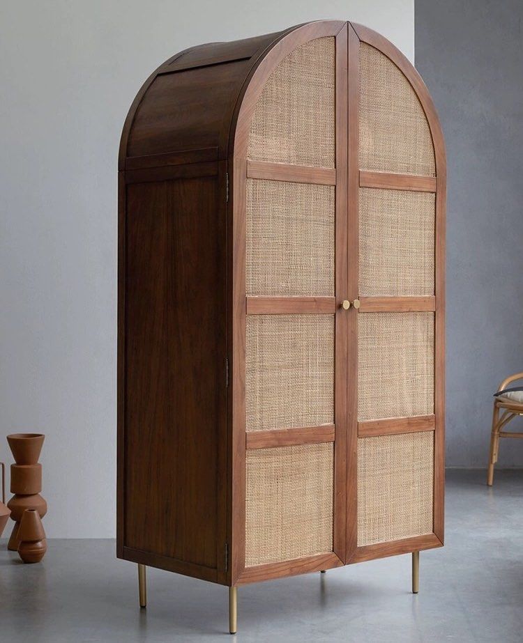 PETRONIUS Rustic Rattan Wardrobe