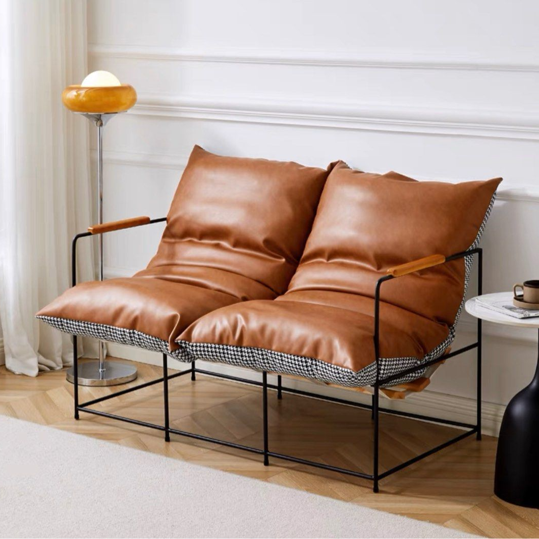 MILAN Modern Lounge Chair