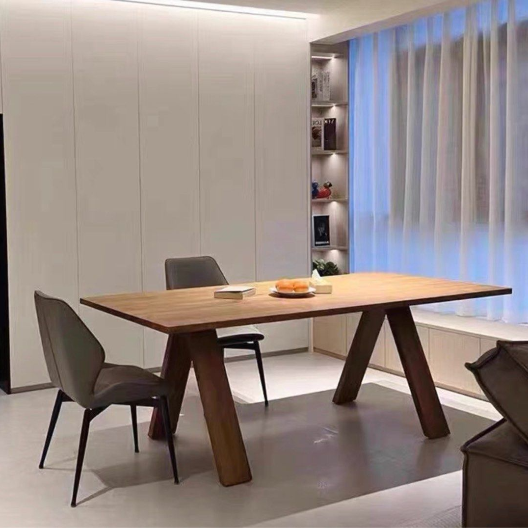 HAMMOND Modern Solid Wood Dining Table