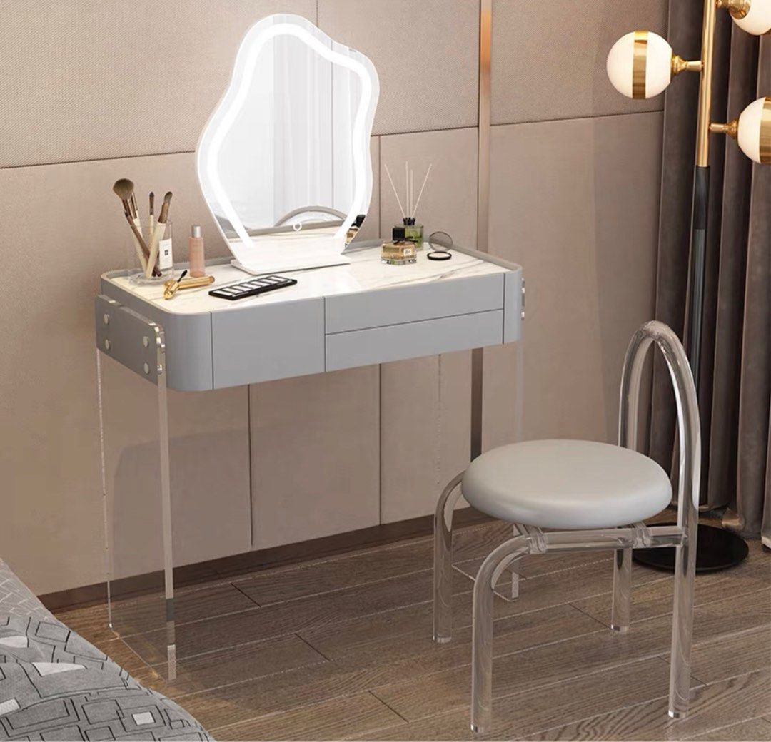 ADELE Modern Vanity Set