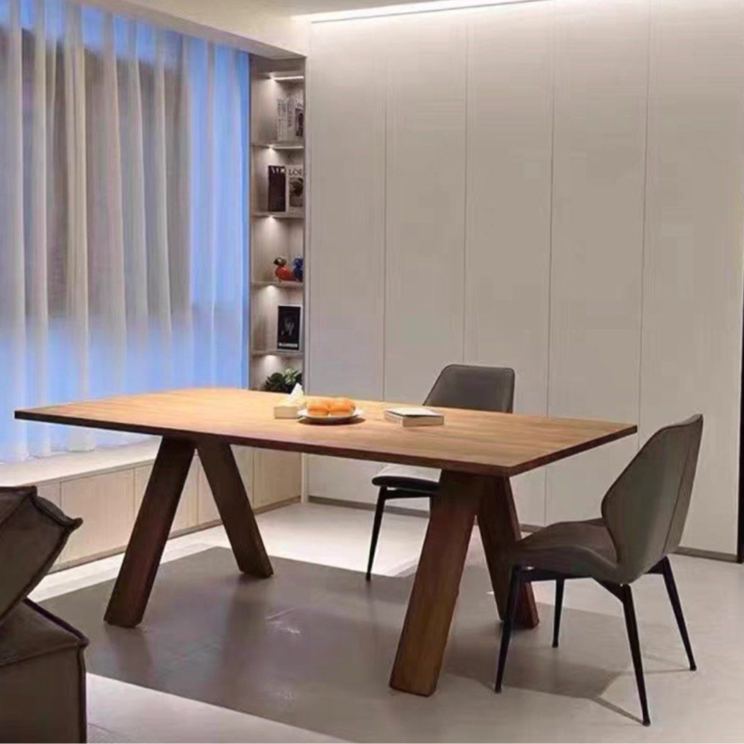 HAMMOND Modern Solid Wood Dining Table