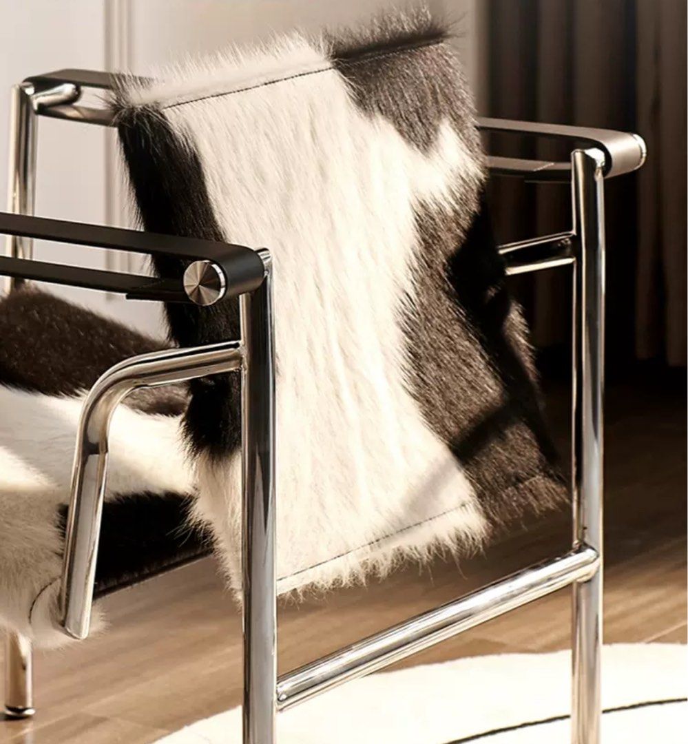 WENDY Modern Cowhide Leather Lounge Chair