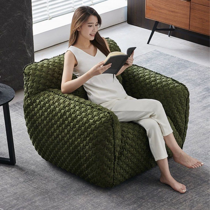 BECKETT Modern Lounge Chair