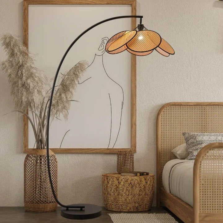 ACKE Floor Lamp