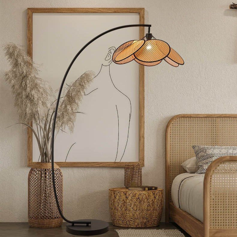 ACKE Floor Lamp
