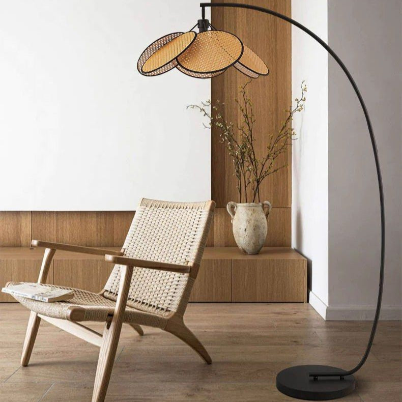 ACKE Floor Lamp
