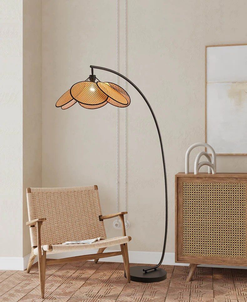 ACKE Floor Lamp