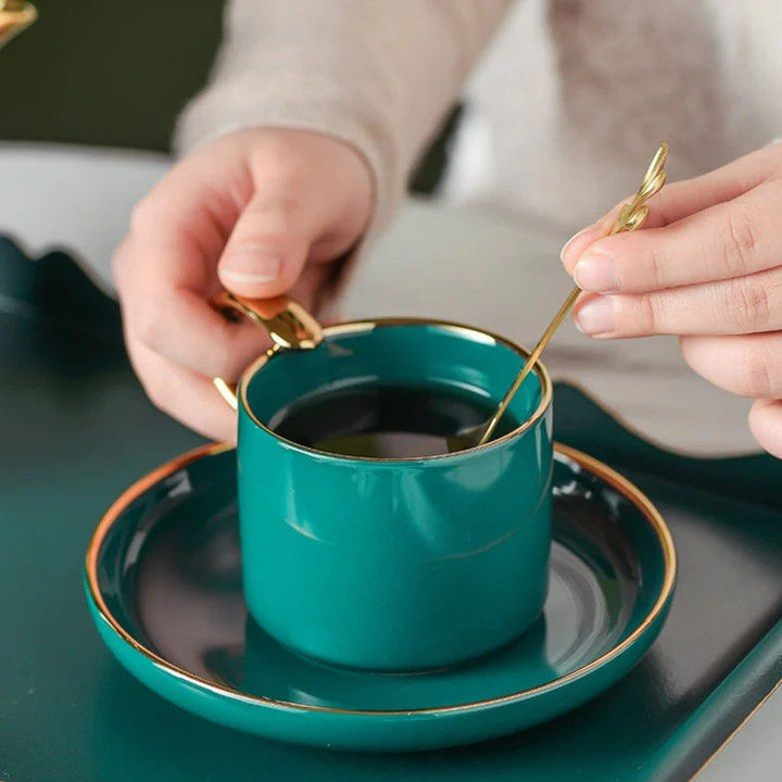 ADIEO Porcelain Tea Set