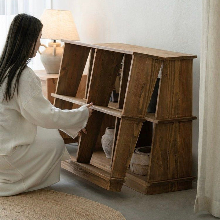 MANUELA Modern Extendable Display Shelf