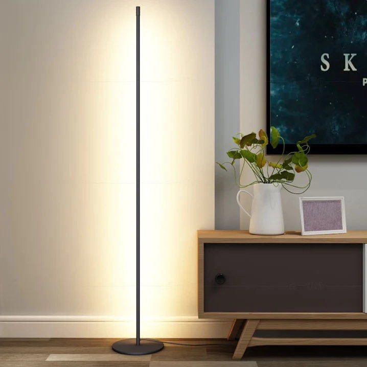 AKI Floor Lamp