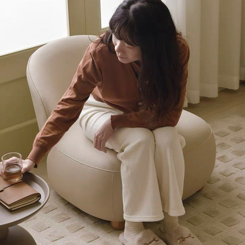 MERUNA Modern Sofa