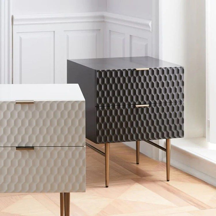 ALVAREZ White Nightstands Set of 2