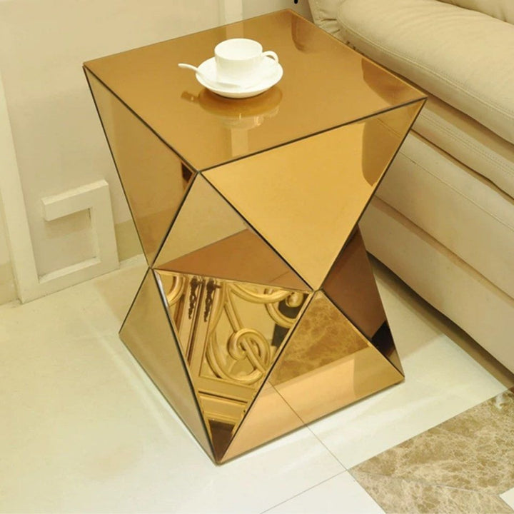 WILLIE Mirrored Prism Side Table