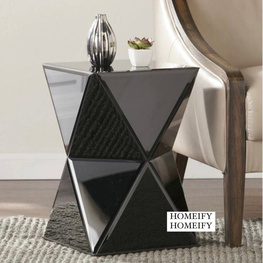 WILLIE Mirrored Prism Side Table