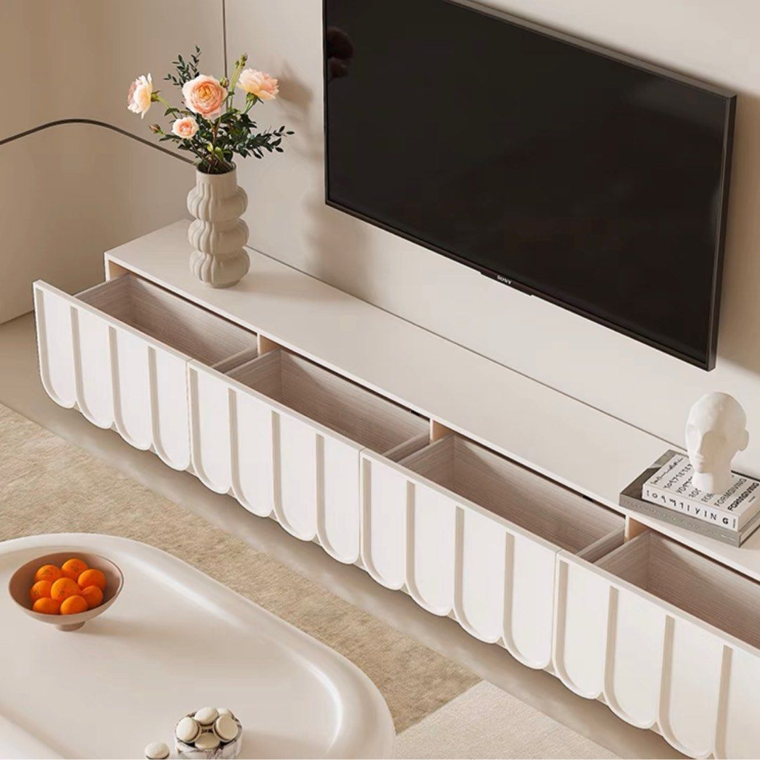 NARET TV Console