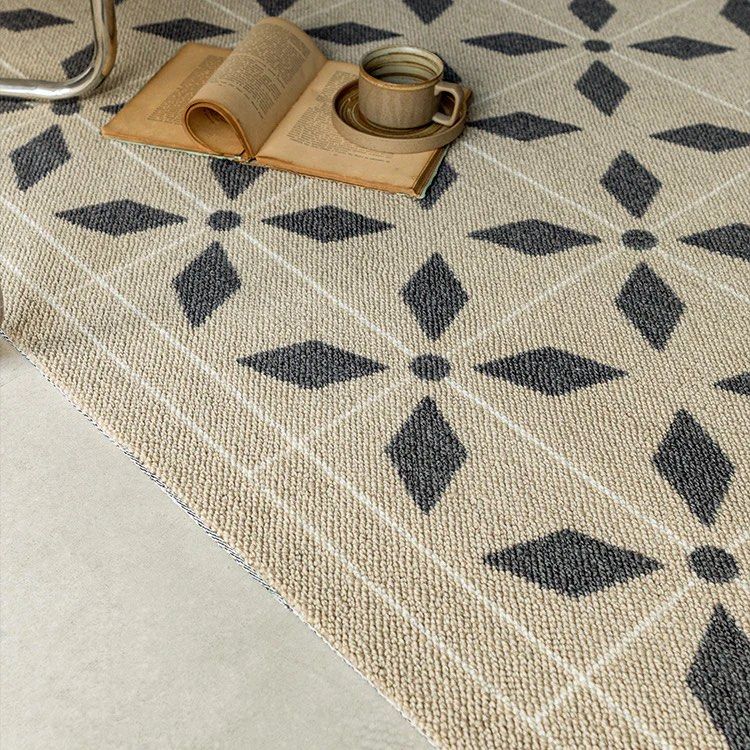 ARTHUR Beige Carpet