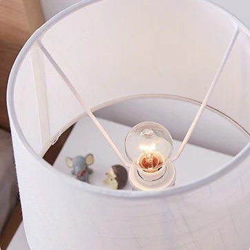 ARWEN Solid Wood Table Lamp