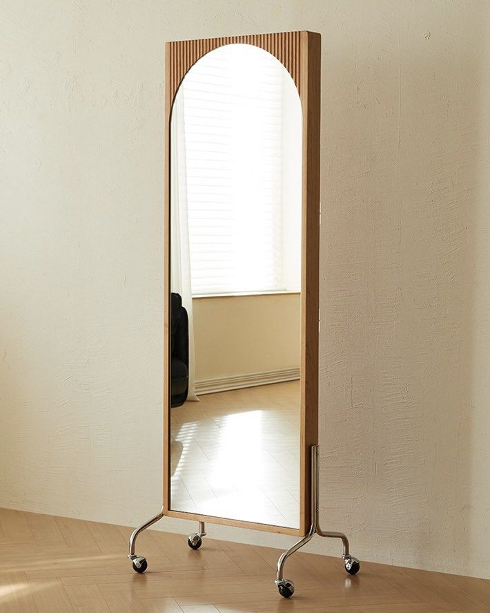 TEREZA Solid Wood Mirror Display Stand