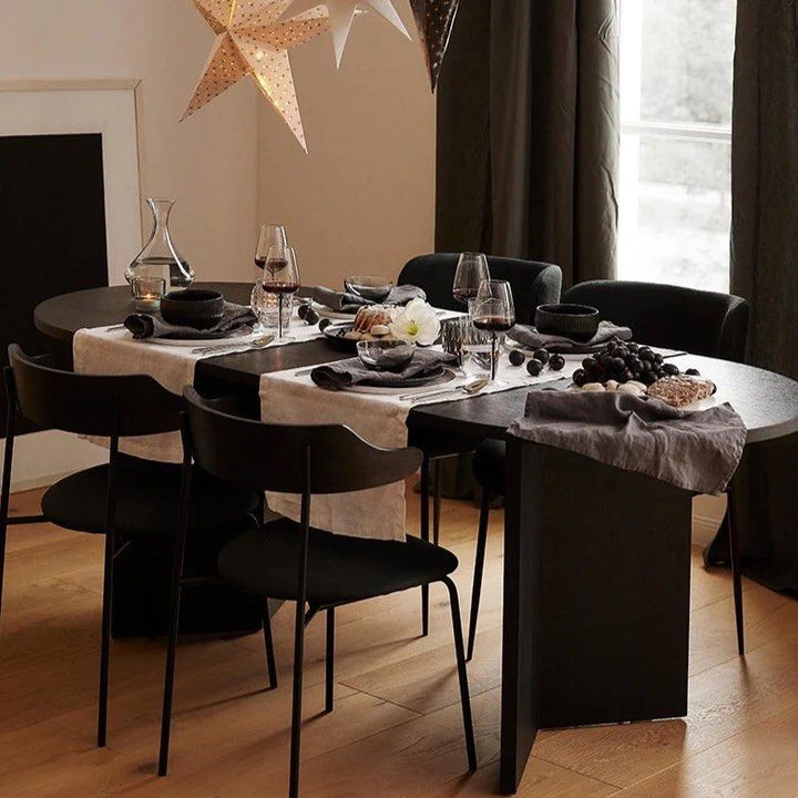 CARLTON Dining Table