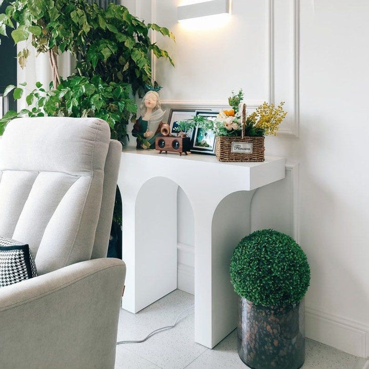 RAMIRO Modern Console Table
